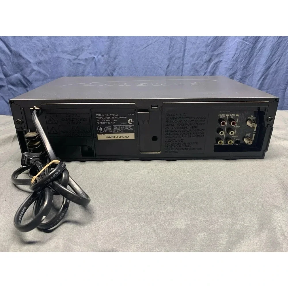 Vintage Samsung VR8559 Digital Auto Tracking VHS Player VCR Black W/ REMOTE WKG!